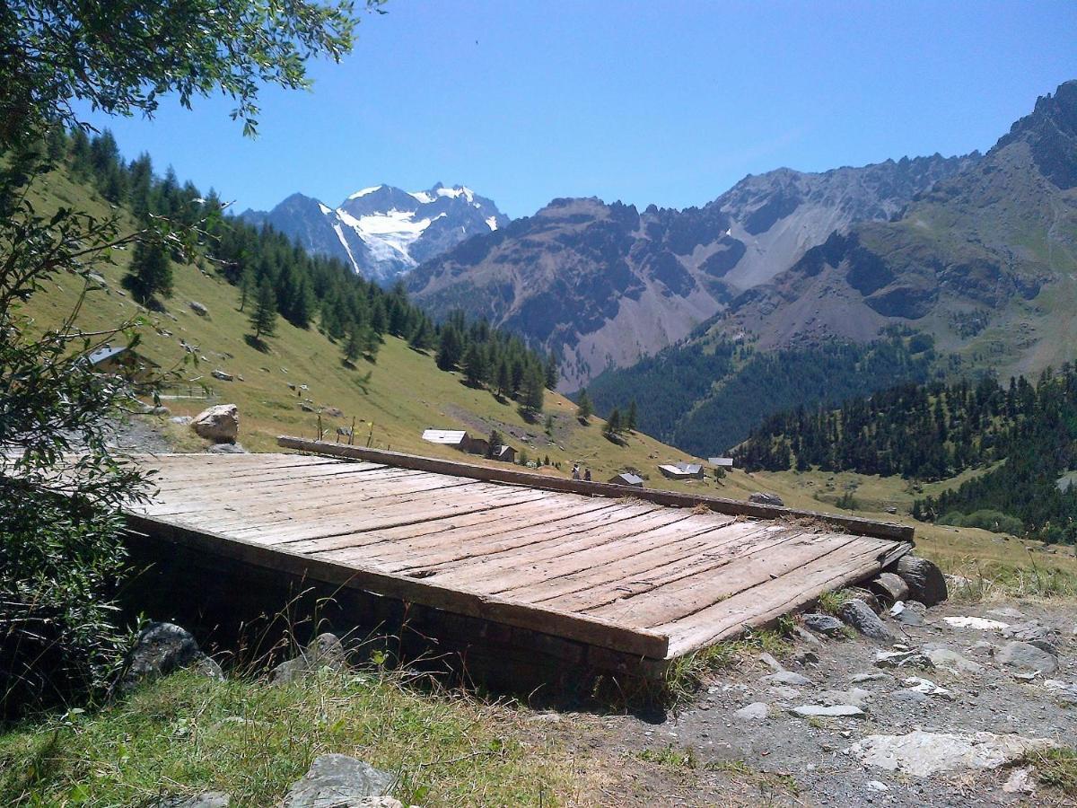 Alliey & Spa Piscine Appart-Hotel Serre Chevalier Le Monêtier-les-Bains المظهر الخارجي الصورة